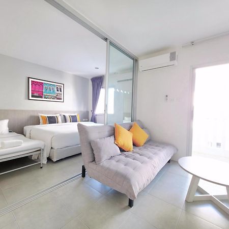 Recenta Suite Phuket Suanluang Luaran gambar