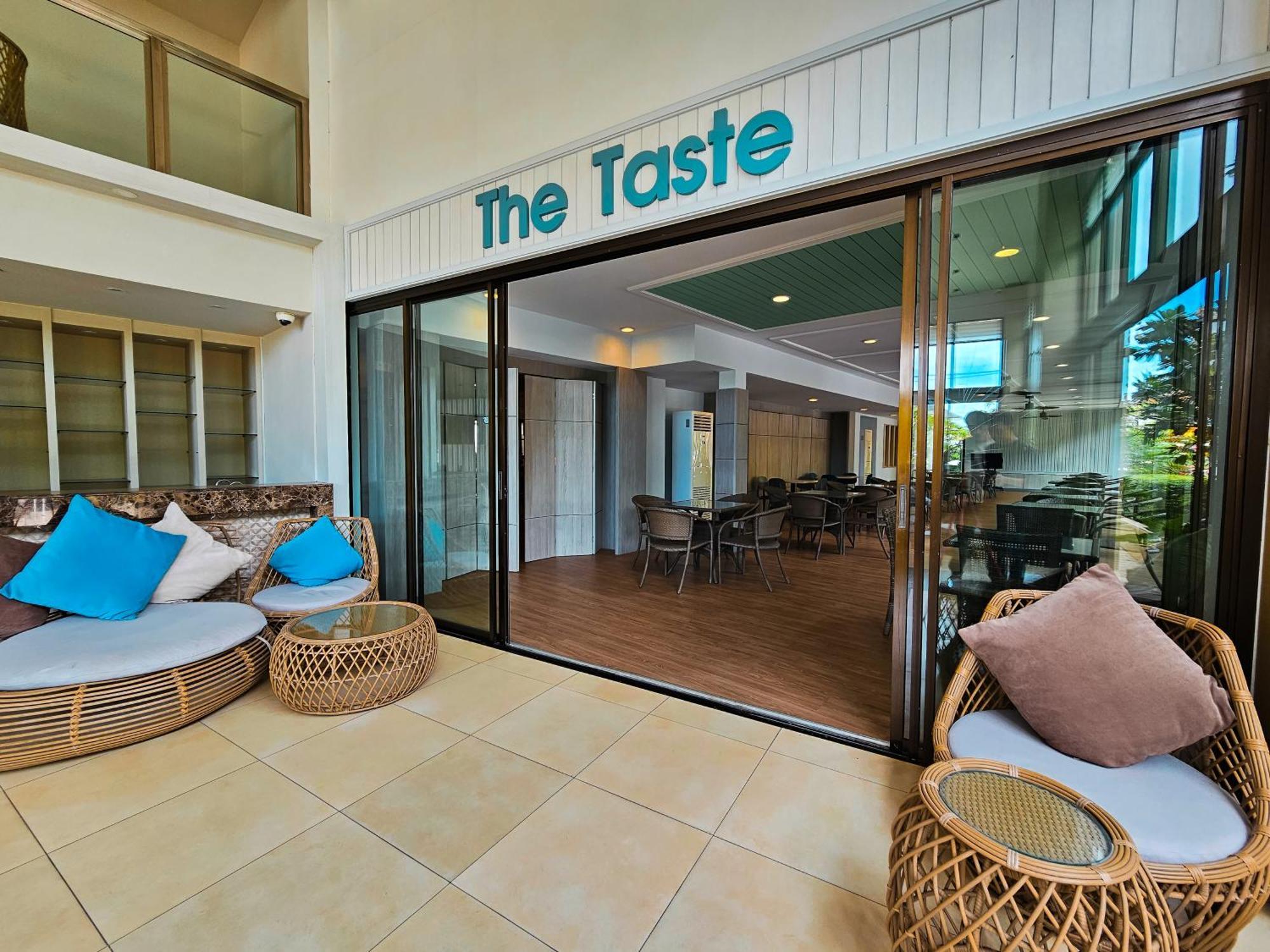 Recenta Suite Phuket Suanluang Luaran gambar