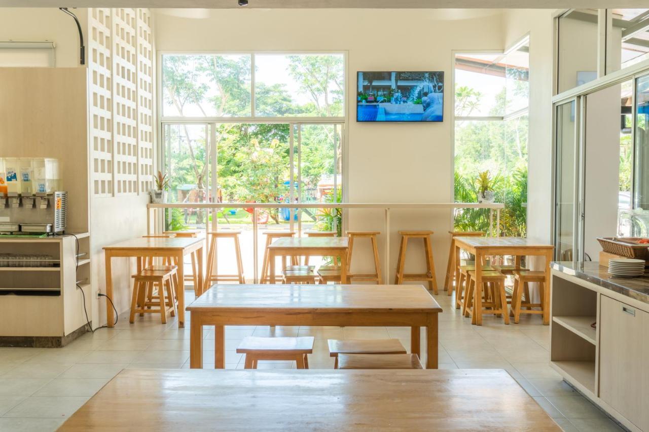 Recenta Suite Phuket Suanluang Luaran gambar